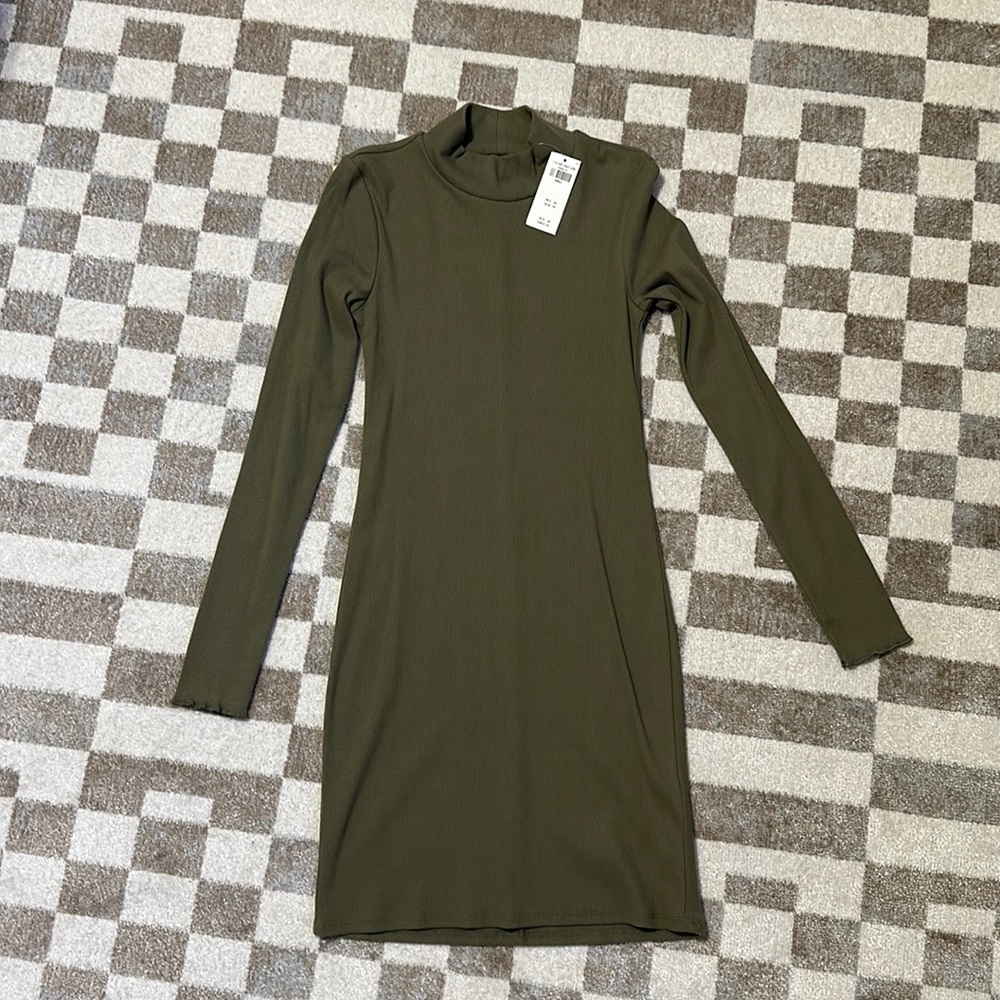 Bodycon mock neck mini dress Abercrombie & fitch new with tags olive green
